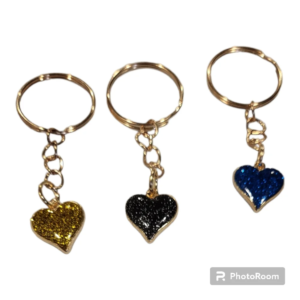 New 3 pk bundle glitter heart Keychain